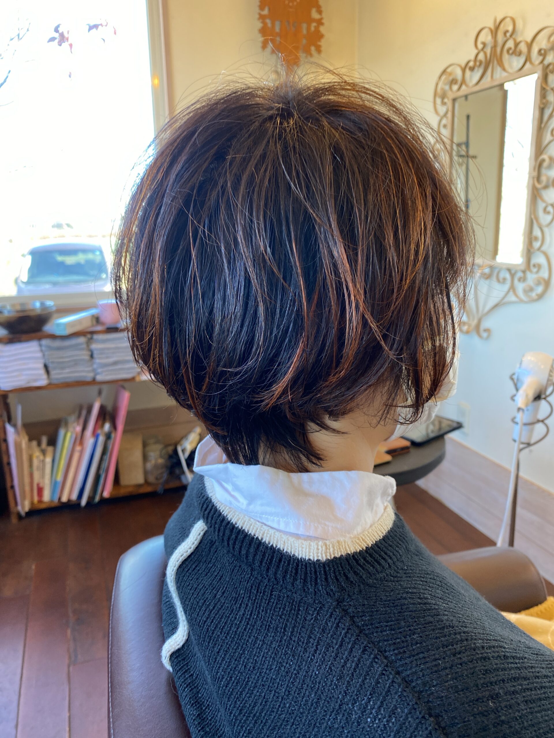 天然ヘナで髪の根本から綺麗に